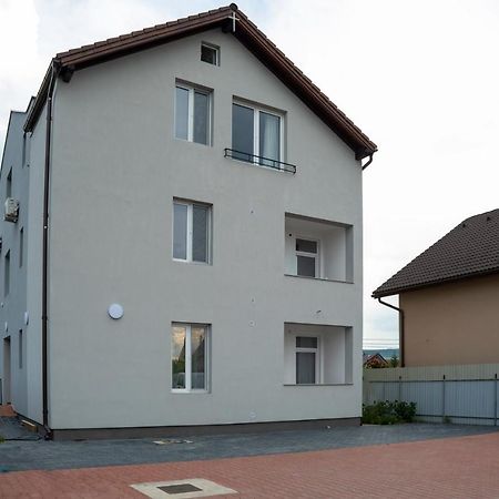 Sîngeorgiu de Mureş Solomon Apartments Ap 3 מראה חיצוני תמונה
