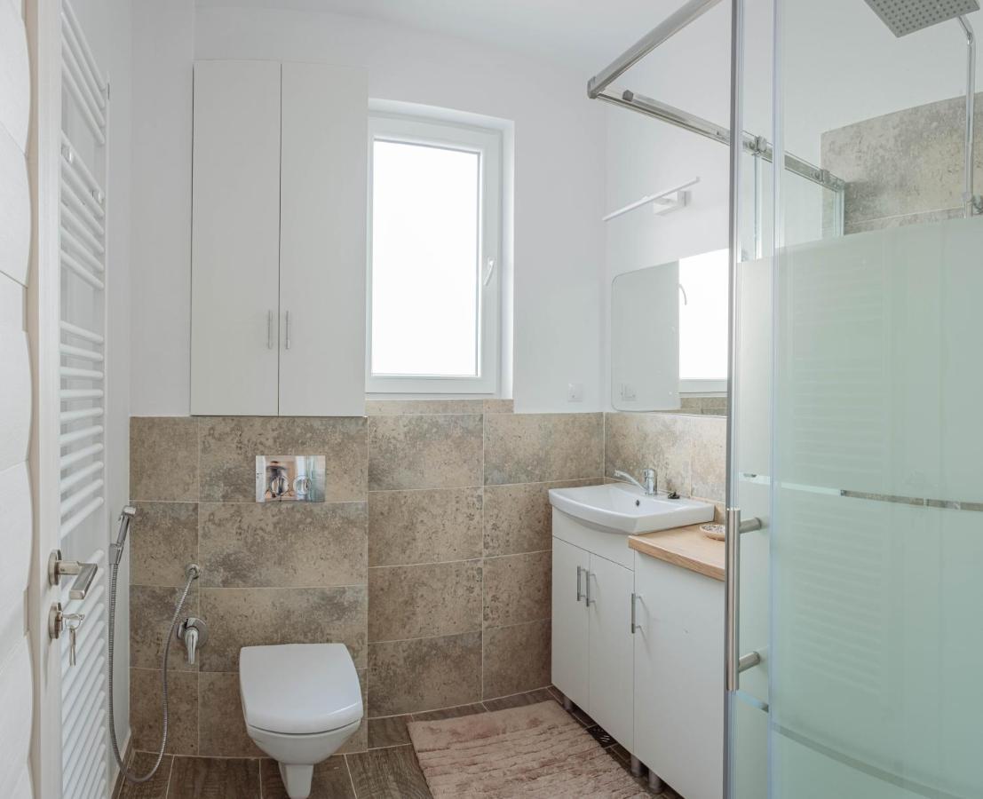 Sîngeorgiu de Mureş Solomon Apartments Ap 3 מראה חיצוני תמונה
