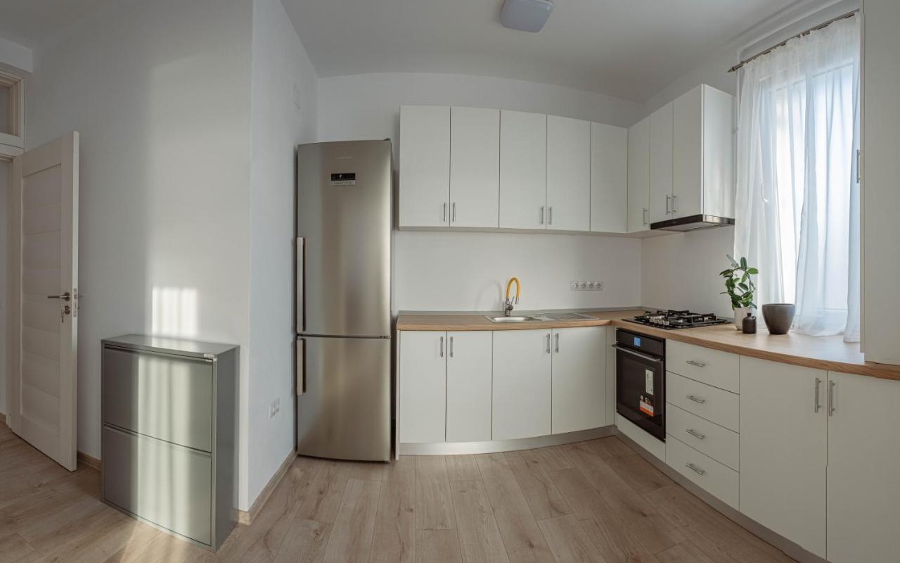 Sîngeorgiu de Mureş Solomon Apartments Ap 3 מראה חיצוני תמונה