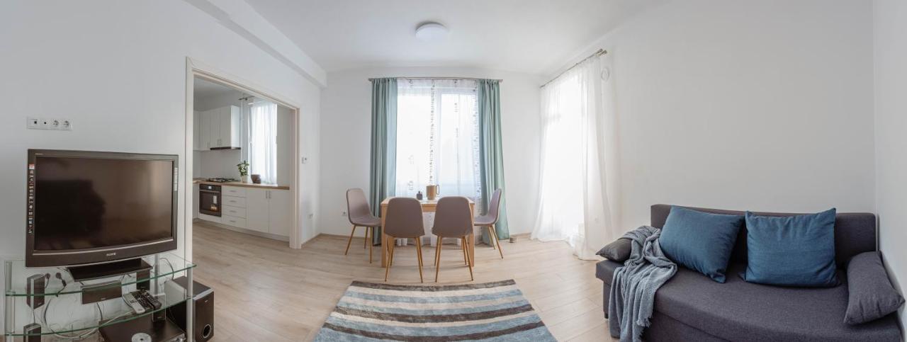 Sîngeorgiu de Mureş Solomon Apartments Ap 3 מראה חיצוני תמונה